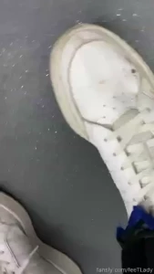 I would like to have a personal cleaner of my street shoes