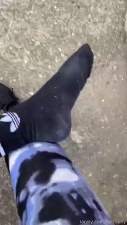 Have nice morning or night im go run do my socks sooo smell you fell 