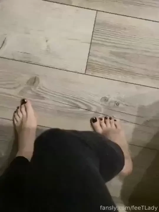 Mood dance but your place is on the floor and so that my feet don t 