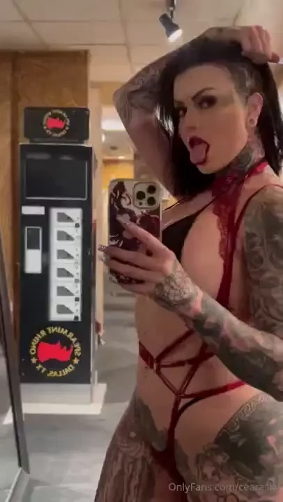 Goodmorning i need to be fucked 