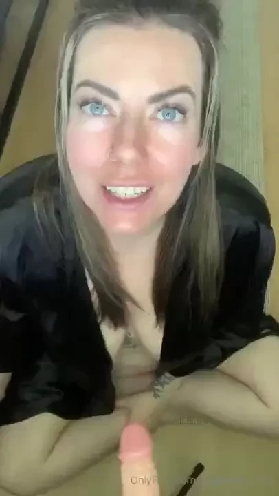 New 6 minute video should be in your inboxes now walking in on my 