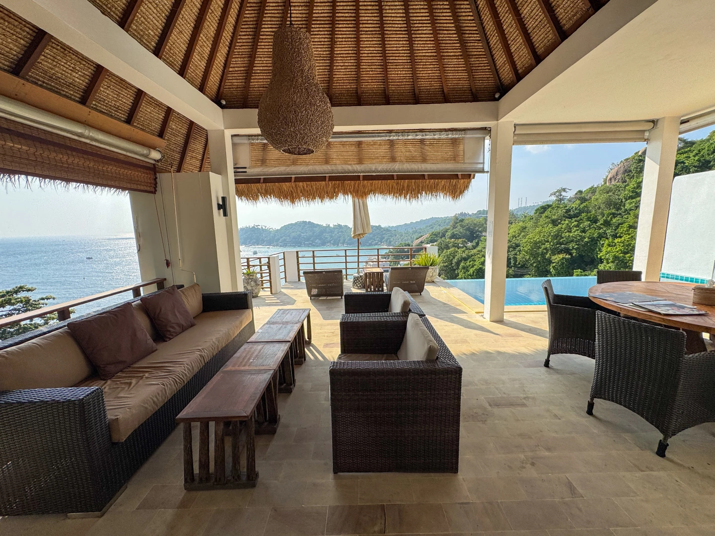 Bed or sofa where are you taking me honey 