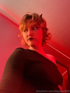 Your favorite incubus is here to seduce you do you give in to