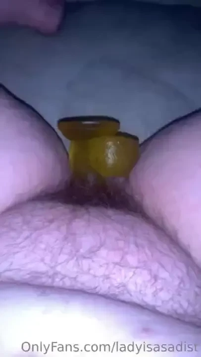 Let s see a raise of hands who worships hairy pussy 