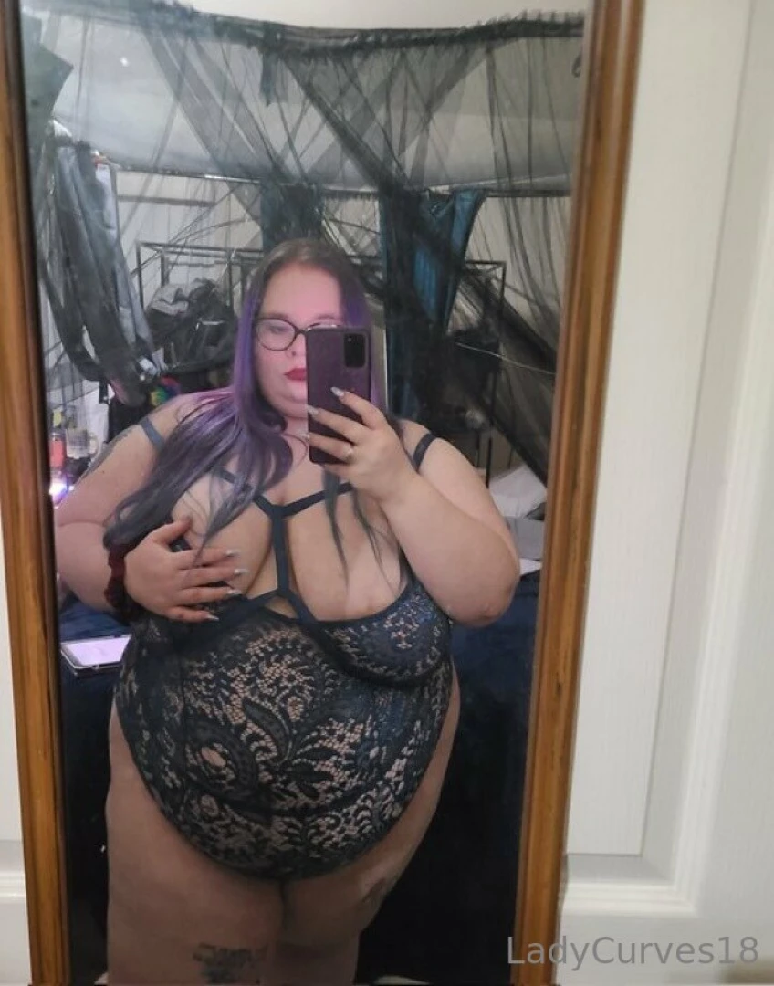 Your slutty bbw goth nerdy girlfriend curv3s4days is right next door 