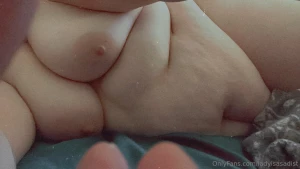 I have snapchat lady_curves look me up