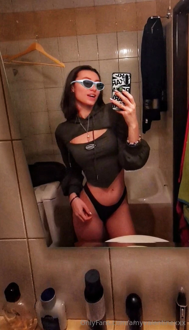 The sexiest i can be is when i smile 