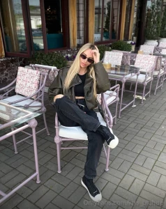 Friday mood leather denim and sun what do you choose - relaxed comfort