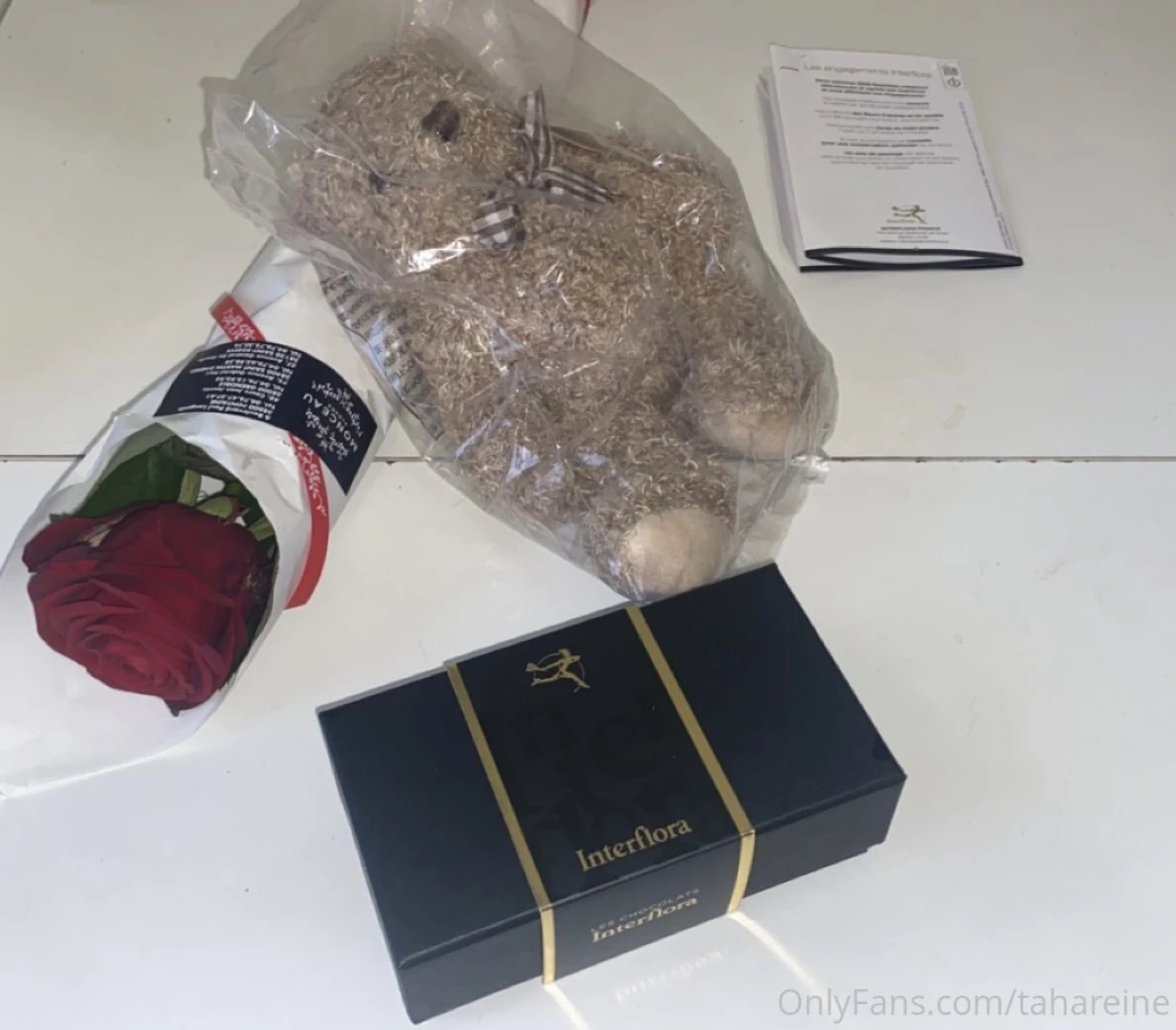 Les cadeaux re u au r veil par un soumis 