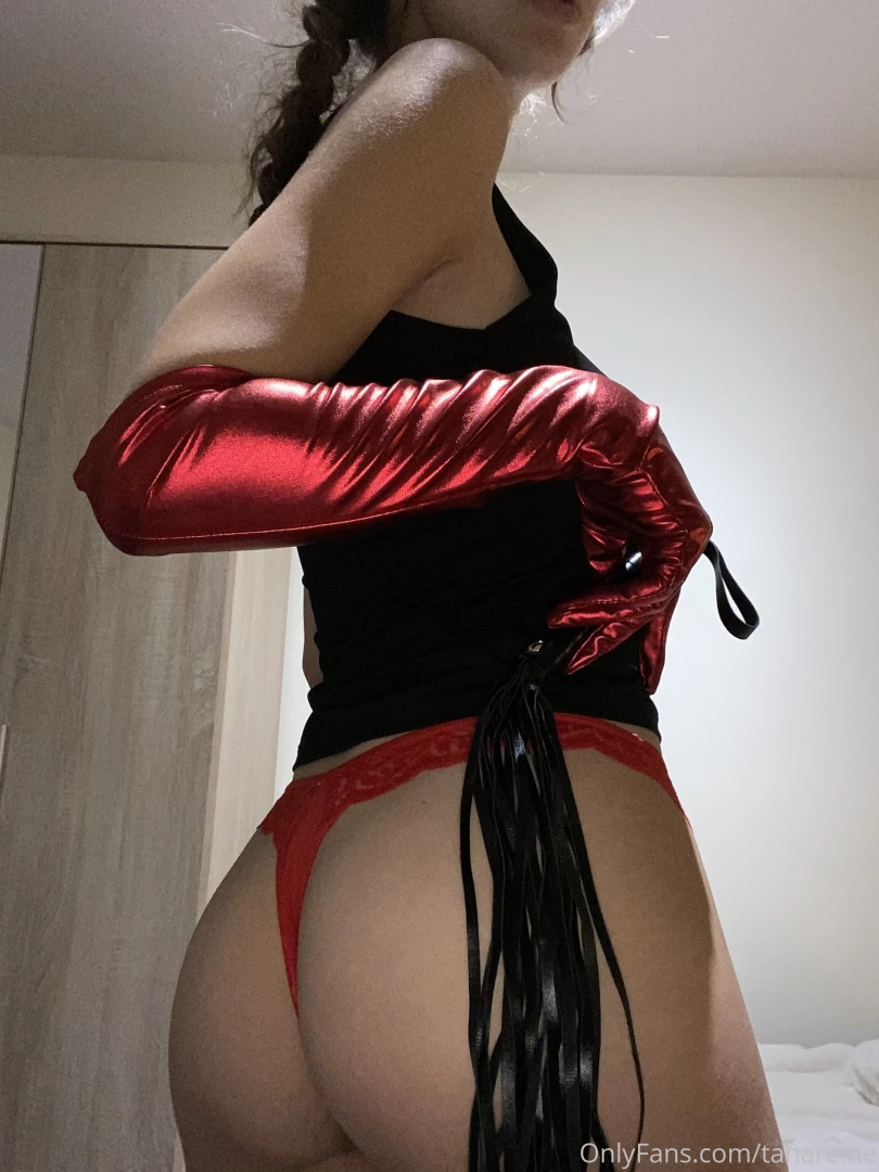 Wanna sit on your face 