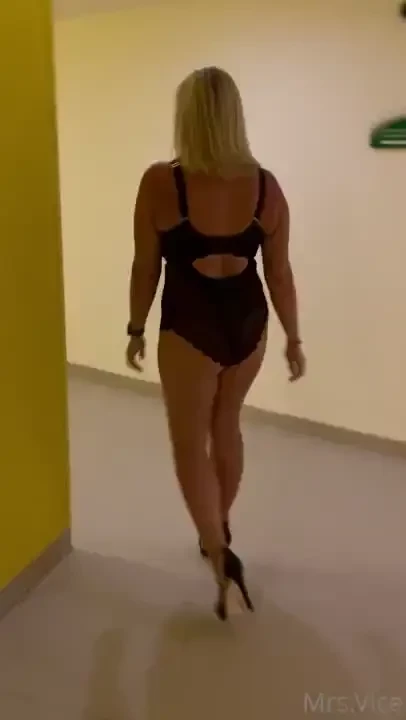 A little clip i didn t share on my way to the party on lingerie night 