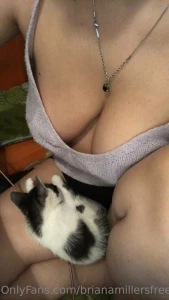 She has the best spot in the house jealous a bit