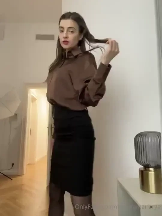 First one to tip tip me 15 and get a super naughty dildo bundle worth part 6 