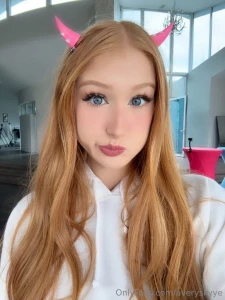 This face means i m thinking about snacks