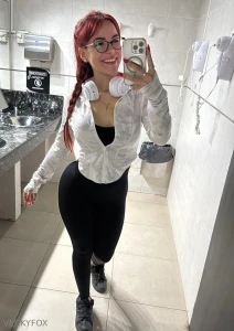 I wish you a beautiful beginning of the month life is more beautiful