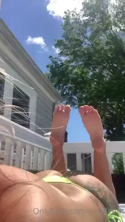 Suns out buns out and soles 