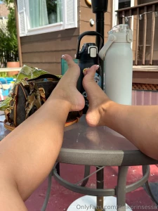 Pool toes today part 1