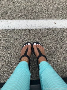 Lunch break toes what did you eat for lunch part 3