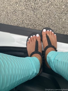 Lunch break toes what did you eat for lunch