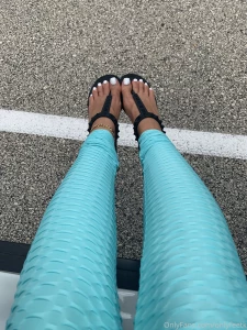 Lunch break toes what did you eat for lunch part 6