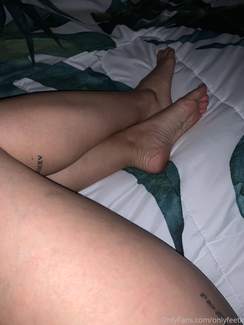 The new pedi don t mind the quarantine paint job i tried part 2 