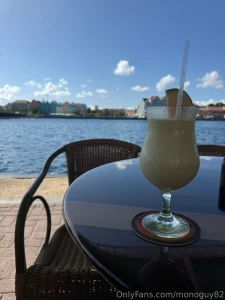 Hollydays vibe part 1