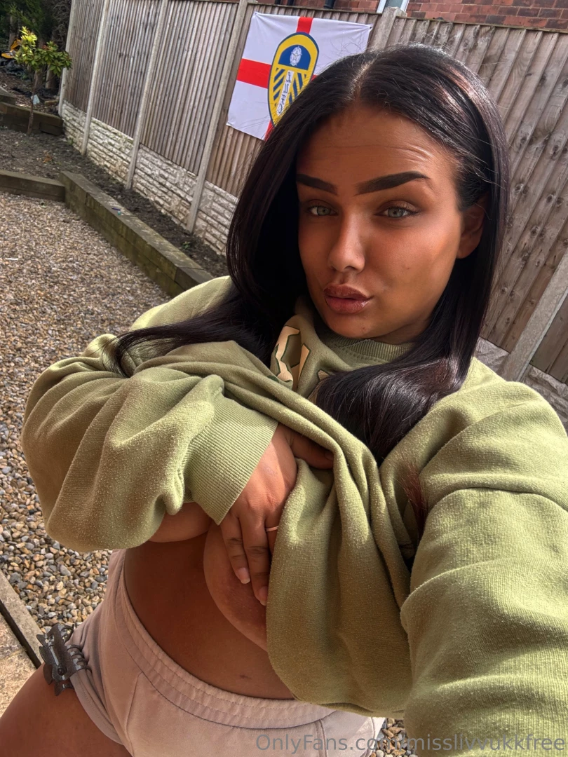 Check your messages for my weekend deal 3 full length tapes for 20 