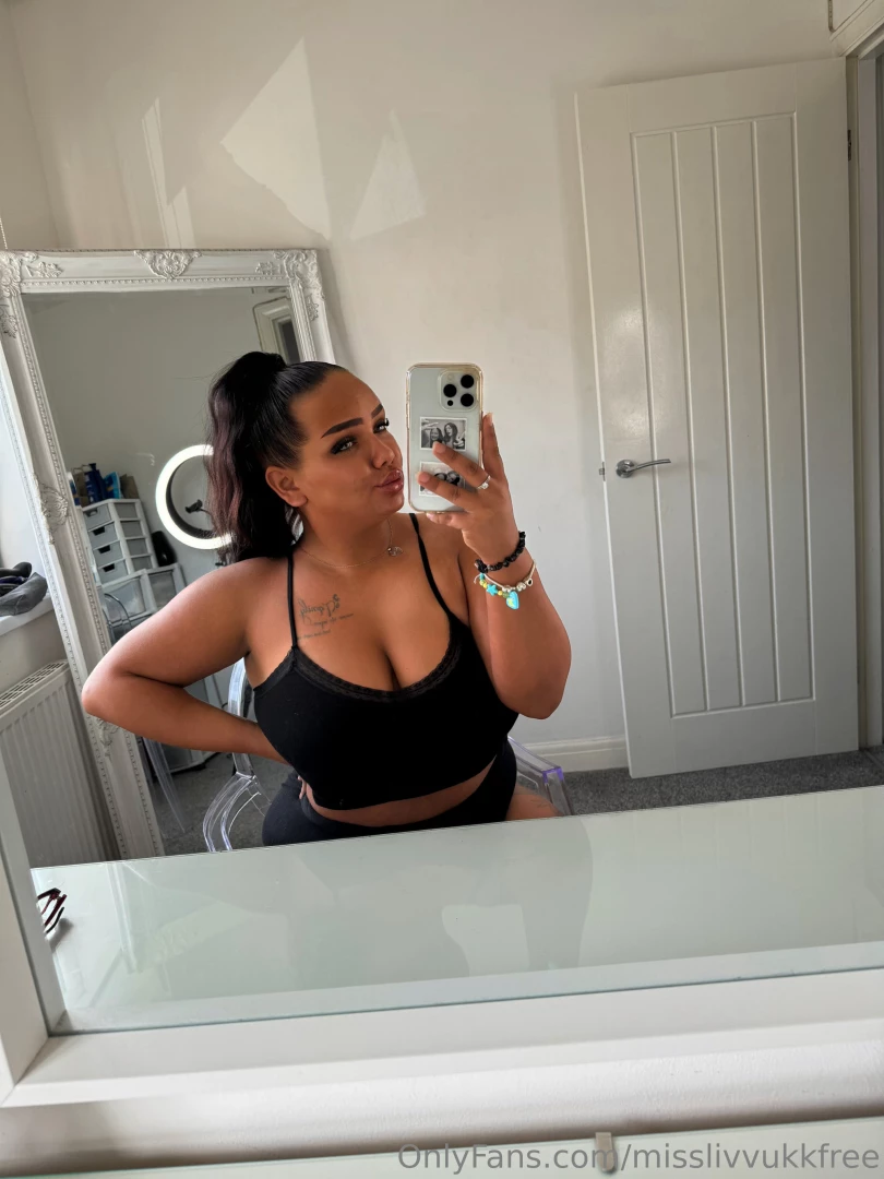 Good morning new video posts on misslivvukk 12pm 
