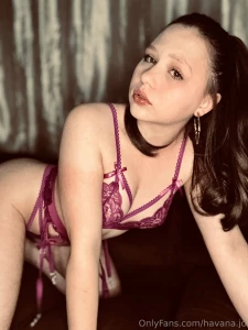 New content tip 5 for extra pics tip 25 for extra pics a surprise part 1