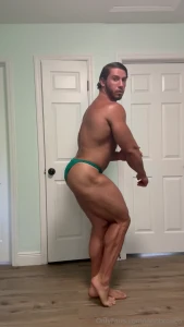 How big and hard do you want me