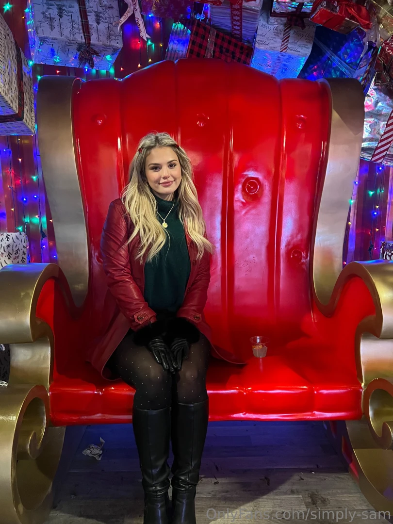 Feeling festive who s excited for christmas 