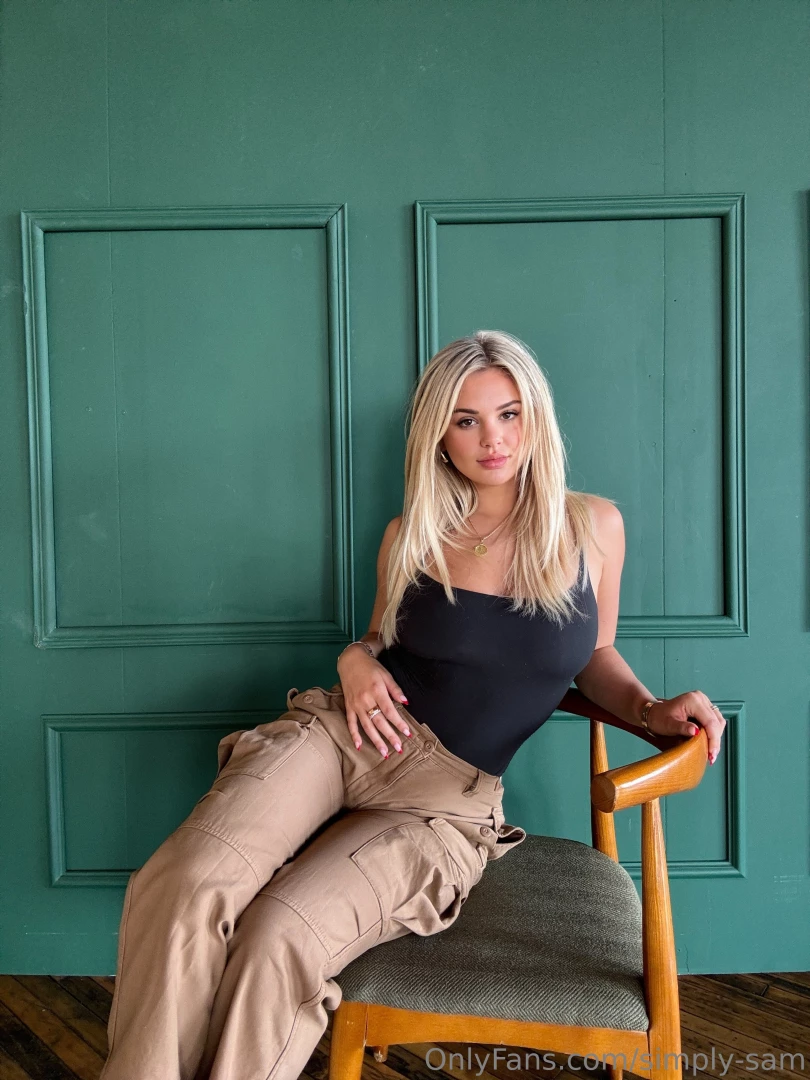 Who s reading to see me streaming on twitch 