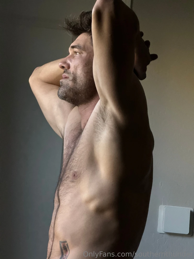 I m not perfect but i m definitely a vibe 