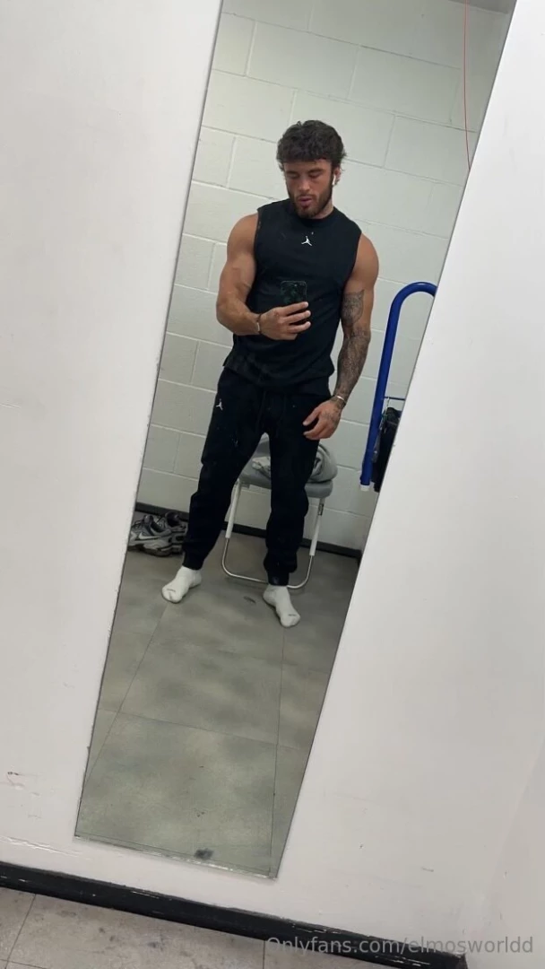 Just got a workout in you like what you see 