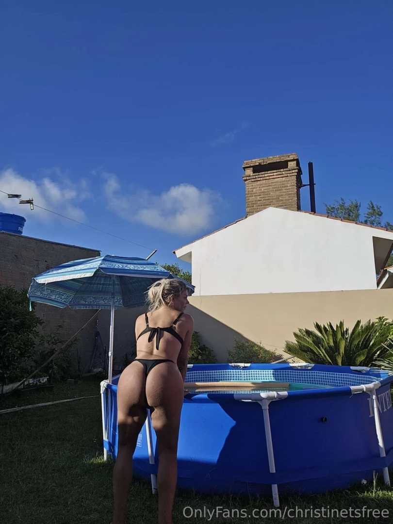 Hey you lover of my huge cock let s play i m super horny sexting now 