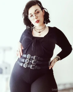 Proof i look even better without clothes see for yourself gt