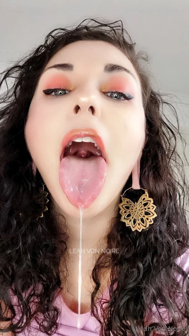 Don t just scroll past - come make me yours click now gt leahvonnoire 