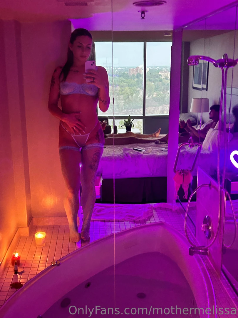 What kind of pic do u want in ur dm 