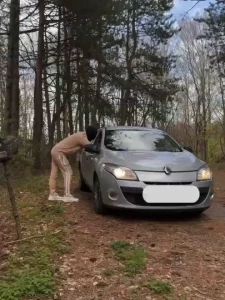 1 so i was driving my car in the woods and found bottom_mask wondering