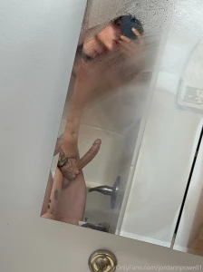 Shower vibes part 3