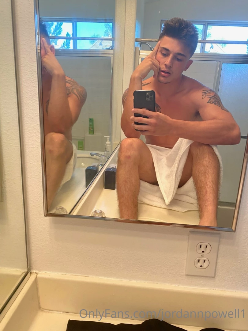 Make sure to give me sexy ass friend a follow he posts sex tapes nudes part 1 