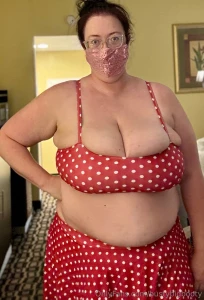 Which swimsuit compliments the upper part of my body the best i will part 3