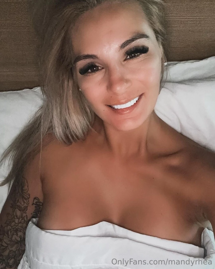 Let s see how quick your dick can make me cum 