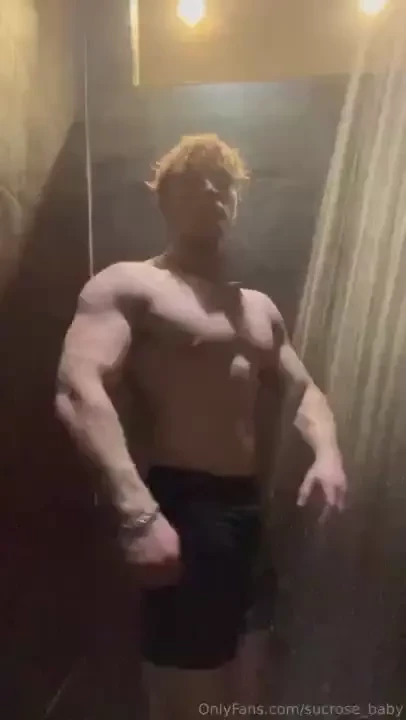 If you might wanna see me fully naked in the shower for 5 minutes hmu 