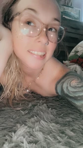 Hey daddy if your new here from instagram shoot me a message amp lmk