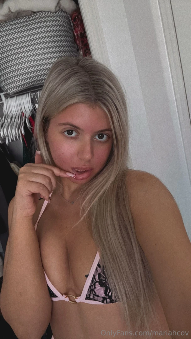 Dm me but only if you ve been a naughty boy this year 