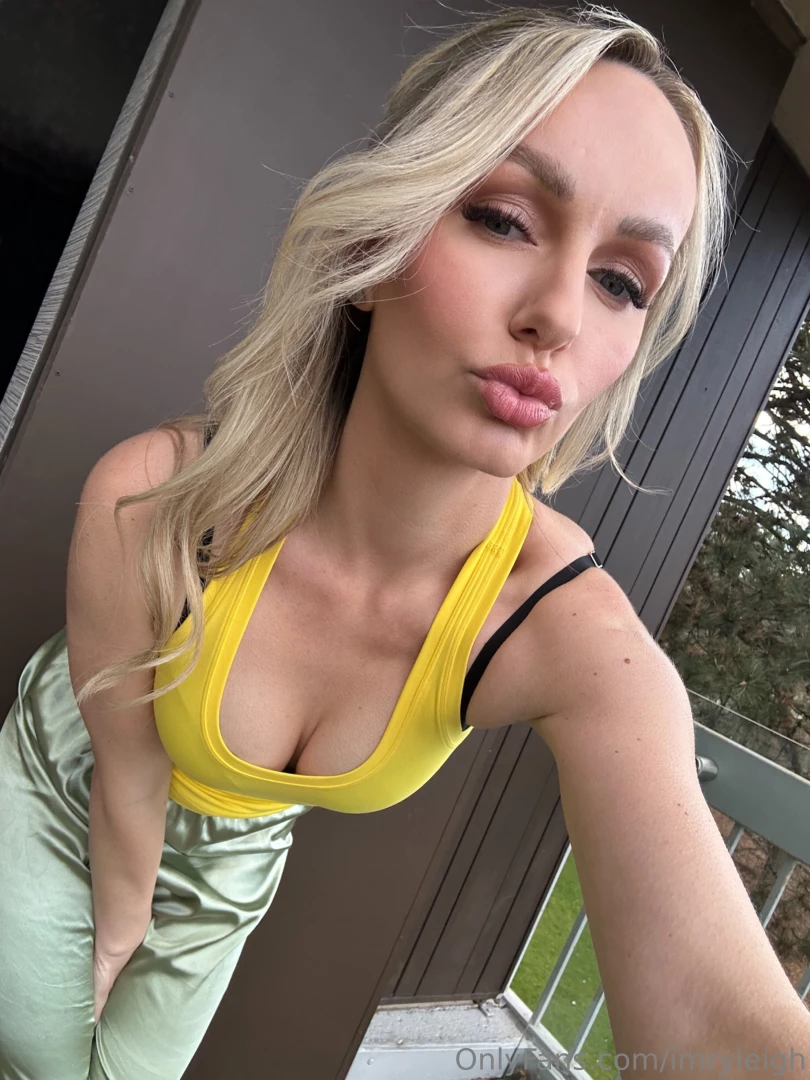 Good morning kiss now i want one back 