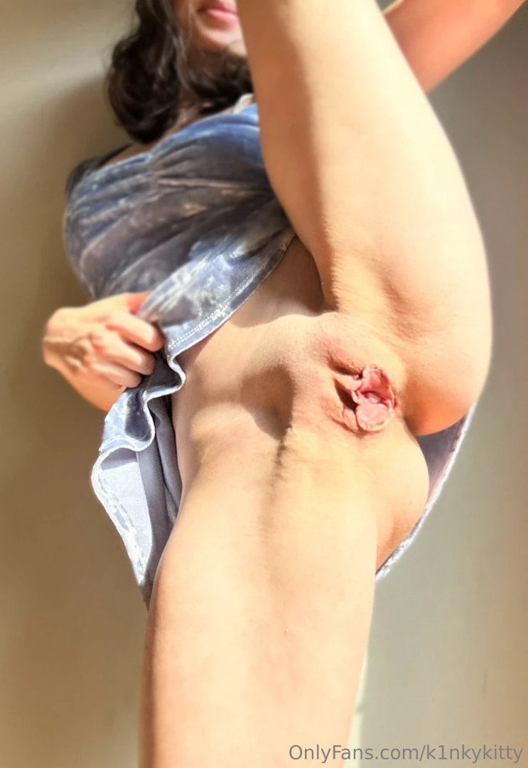 You know i used to be cheer captain right not even a joke i did part 2 