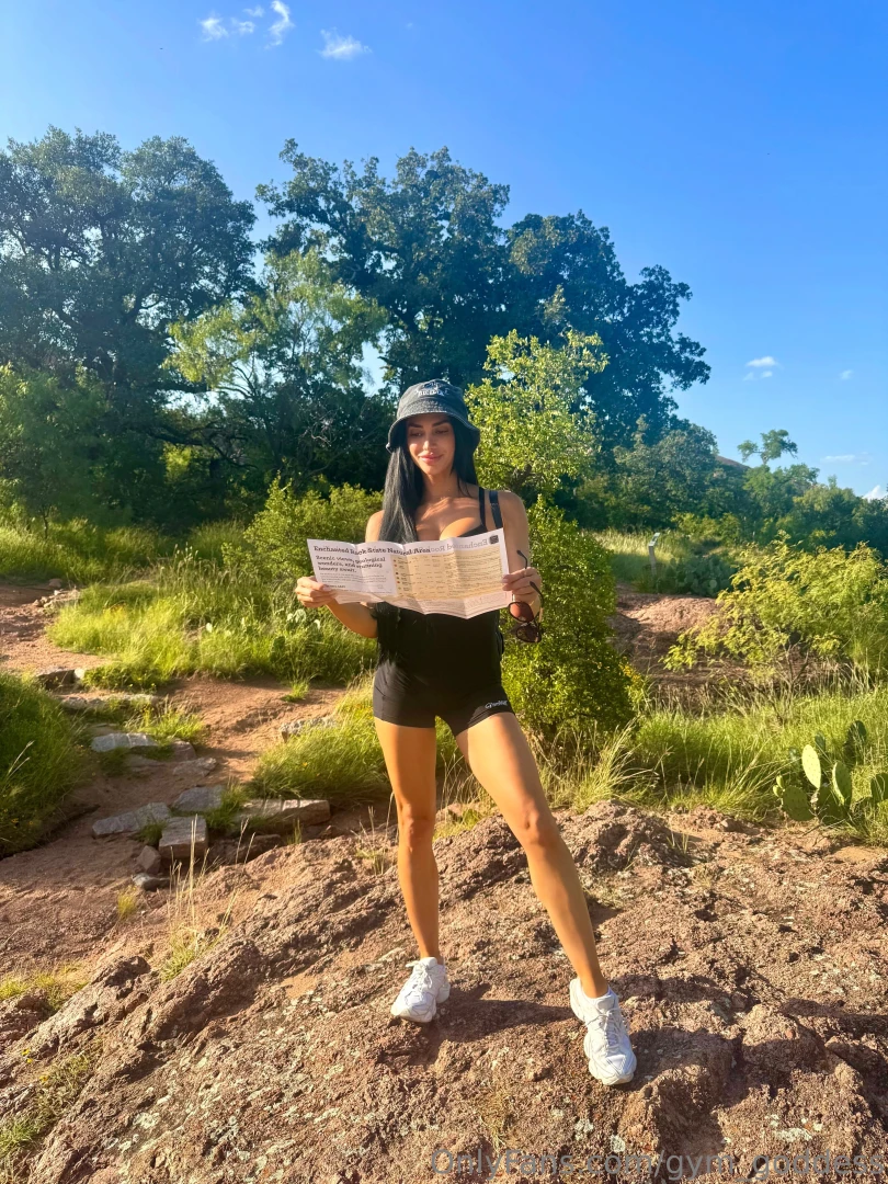 Channeling my inner dora the explorer on this hiking adventure my 