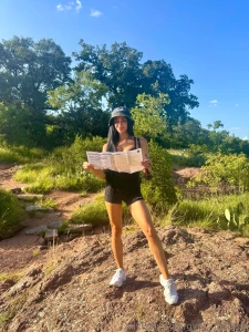 Channeling my inner dora the explorer on this hiking adventure my